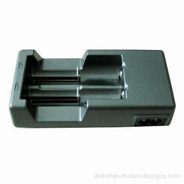 Universal Li-ion Charger for Lithium Battery 18650/17650/17670/123A, Input of 100 to 240V AC